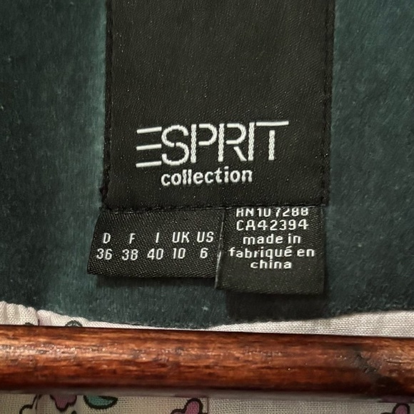 Esprit| Gorgeous Green Velvet Feminine Peplum Blazer w/ Short Puff Sleeves Sz 6 - Picture 3 of 4